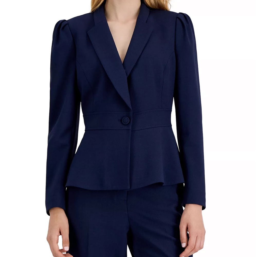 Tahari ASL's pant suit